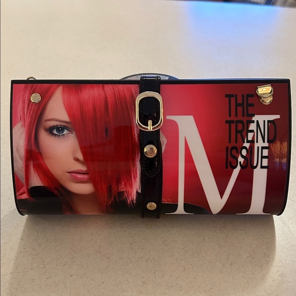 M The Trend Issue Fashion Magazine Style Clutch Structured Crossbody Handbag - Picture 3 of 12